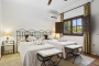 Habitación con dos camas